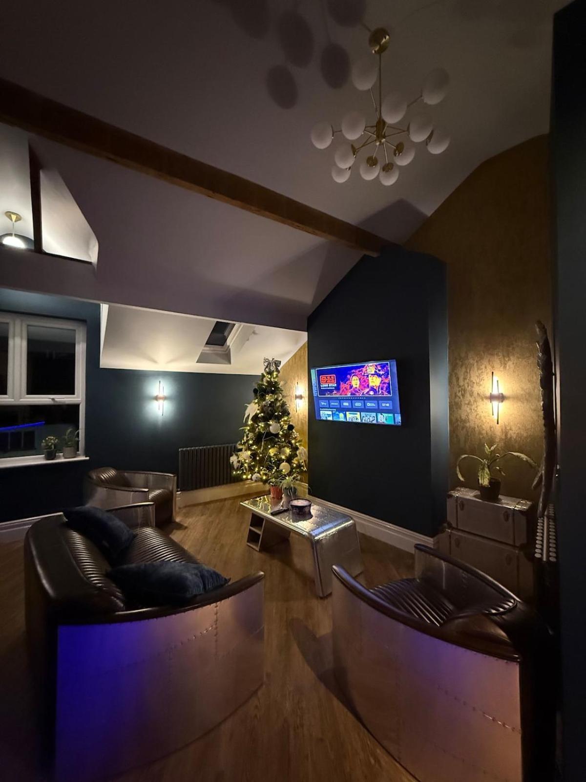 Апартаменты The Loft At One Luxury Penthouse Уиган Экстерьер фото